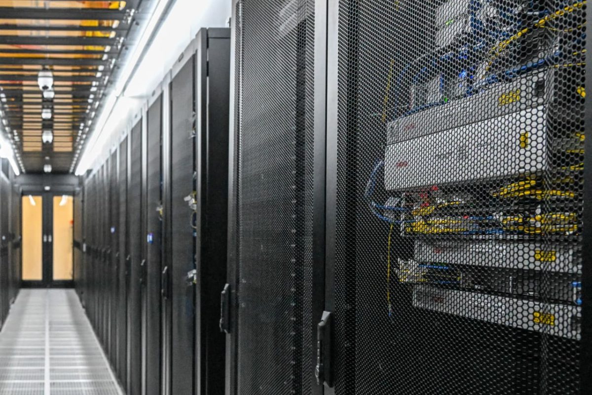 Deutsche Bank analysts list top tech stock picks for AI trade