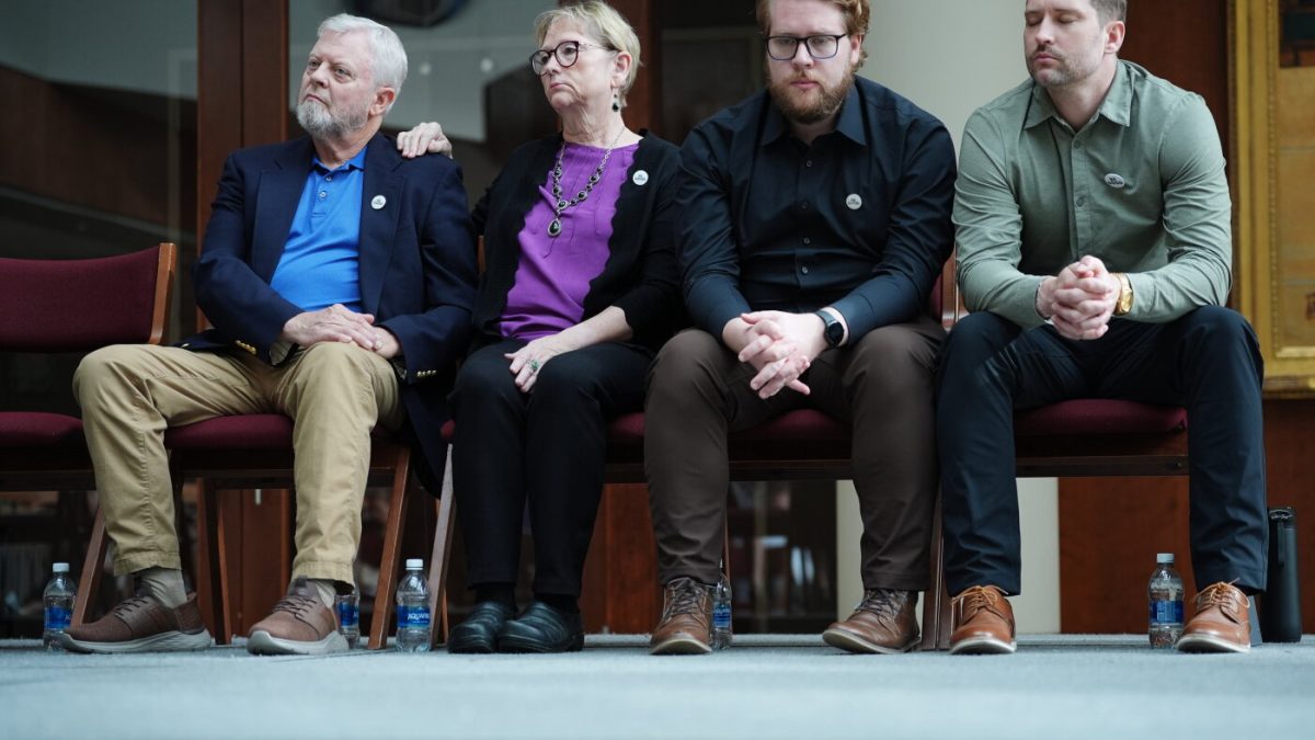 Federal courthouse steps in Minneapolis where wrongful death lawsuit was filed