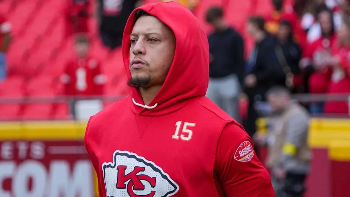 Chiefs quarterback Patrick Mahomes scrambles out of the pocket during an NFL game