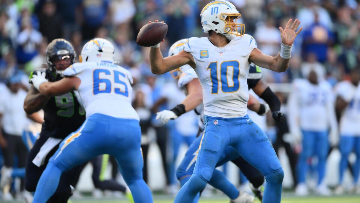 Dave Richard's Week 5 PPR Cheat Sheet Flags Justin Herbert and Ollie Gordon as Sit-Start Dilemmas