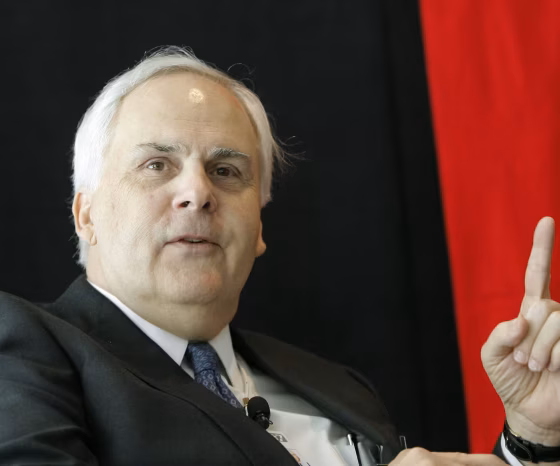 Fred Smith, Founder and Executive Chairman of FedEx, Dies at 80