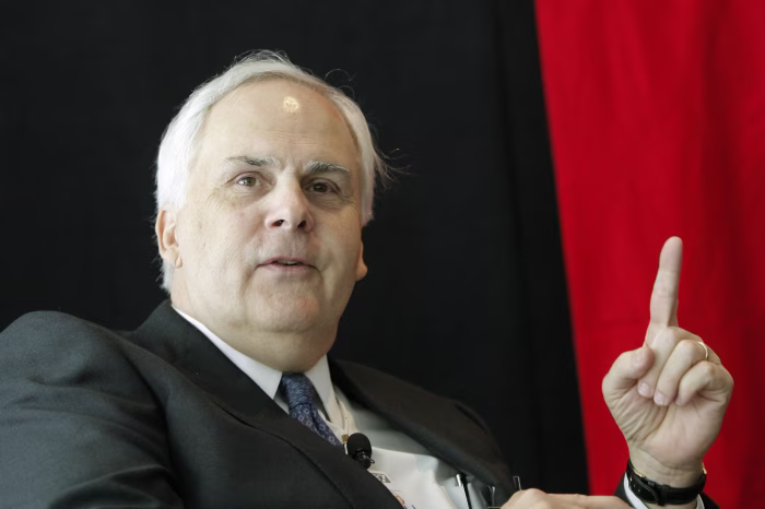Fred Smith, Founder and Executive Chairman of FedEx, Dies at 80